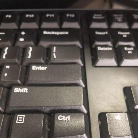 别再瞎按F12了！游戏摄影高手都在用的5个稀缺参数揭秘