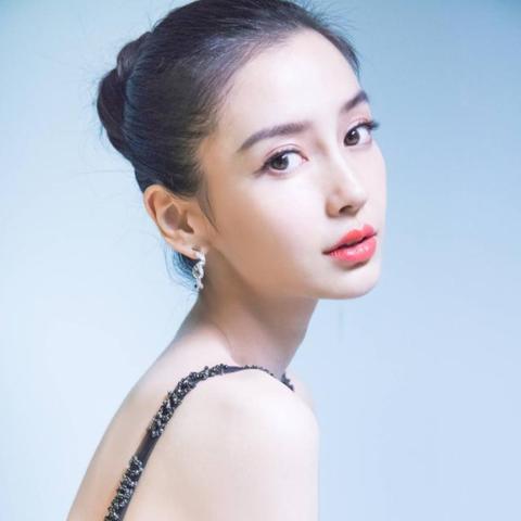 星空PS5实体盘未含完整内容 需联网下载补充