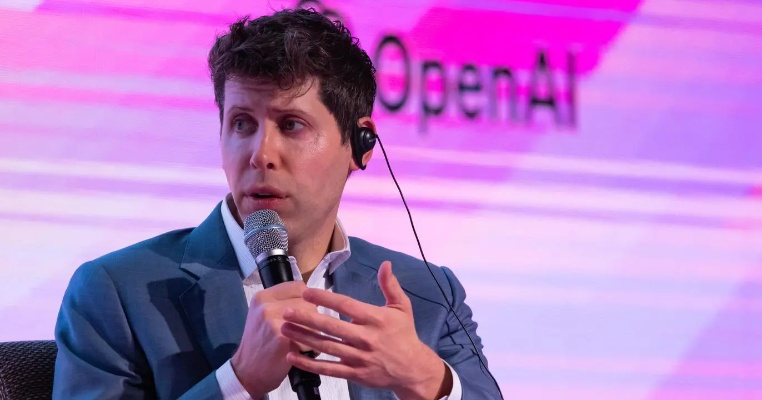 被DeepSeek逼急了?OpenAI CEO奥尔特曼宣布将在未来几周开启全球路演 | 背后原因解析