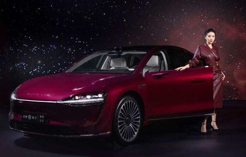 40万级最强SUV?问界M8实车曝光,内饰重新设计,性能续航咋样?