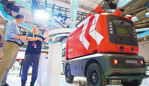 马拉松冠军“天工”机器人小批量上市,价格媲美入门级轿车