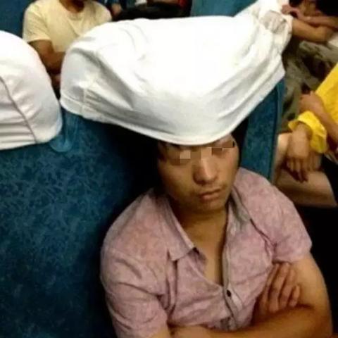 《狂野萨卡组攻略！炉石传说大哥萨卡组代码大揭秘》