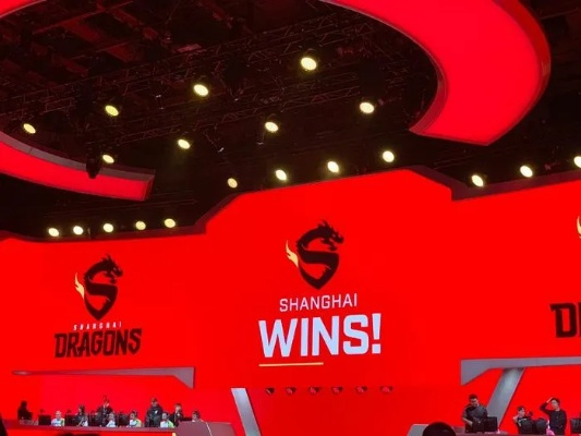 《上海龙之队逆袭！《守望先锋》42连败终破》