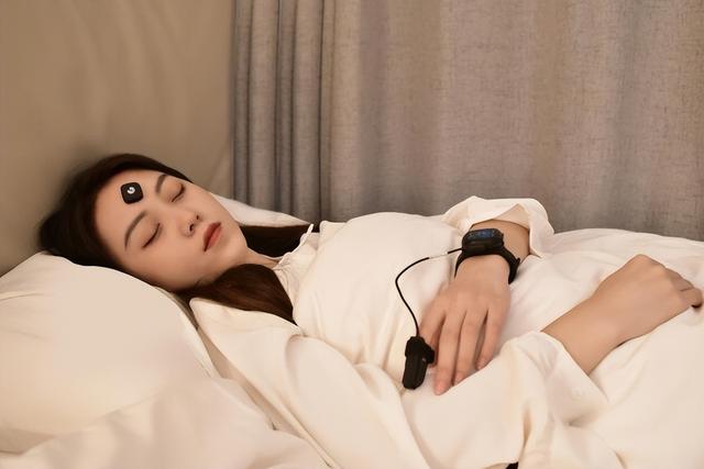 揭秘ZUIYE体验，是最野的玩法，还是数字睡眠的终极解药？