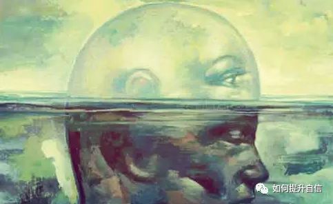 杏仁水，恢复理智值的关键消耗品，在遭遇实体或陷入阈限空间精神侵蚀时不可或缺