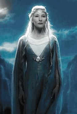 重返中土，如何挑选一个高活跃度、低延迟的指环王私服，开启你的第二人生？