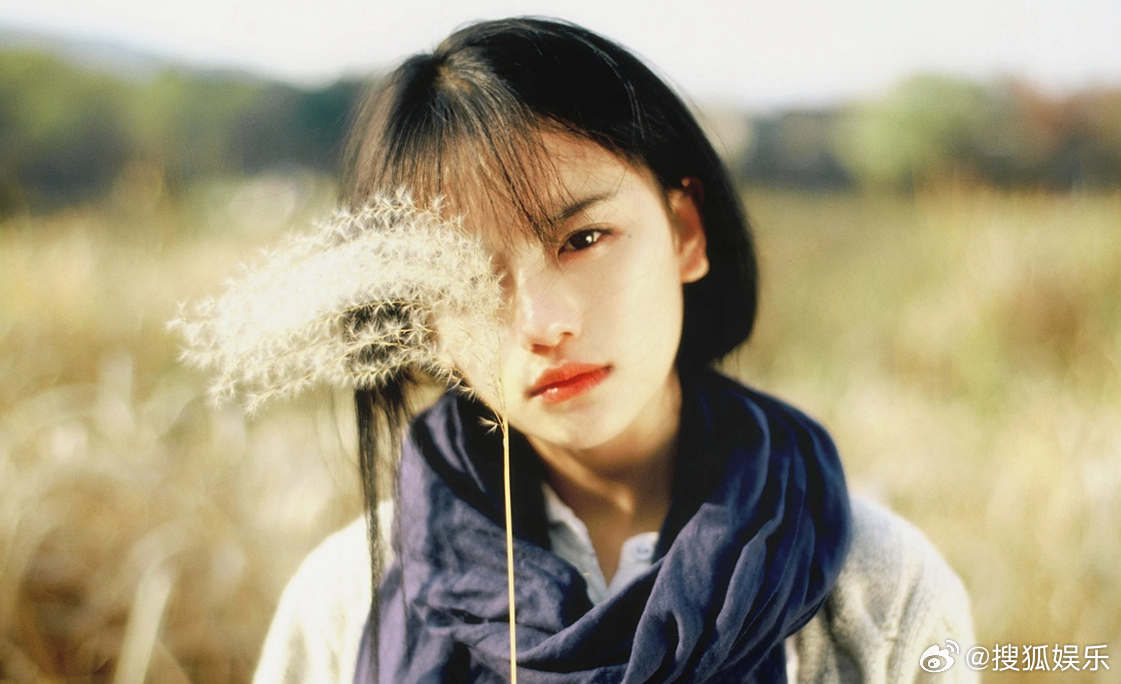 从南笙婚礼看初代网红转型，如何将流量沉淀为个人品牌的长期价值？