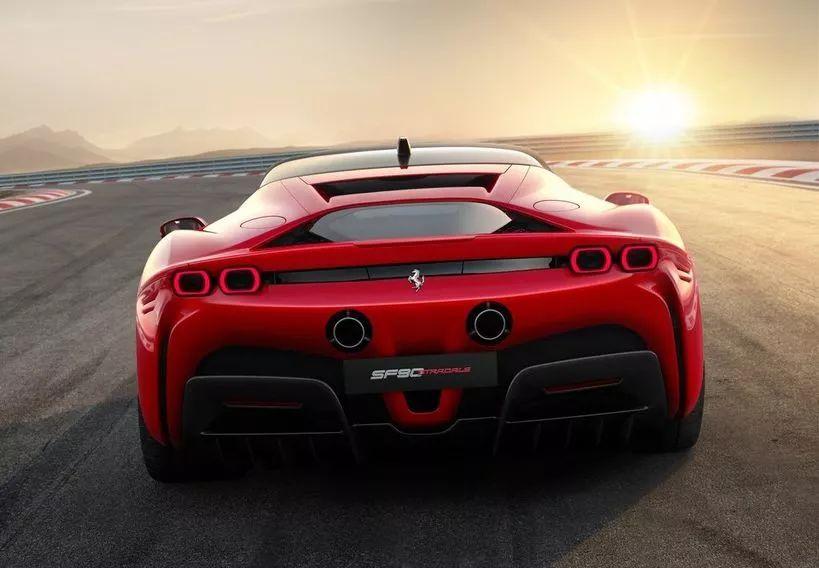 极速狂飙，法拉利竞速游戏如何精准复刻跃马灵魂，满足硬核玩家需求？