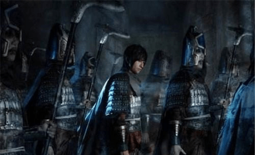 九阴决战，如何成为野外追杀与团战收割中的终极策略大师？